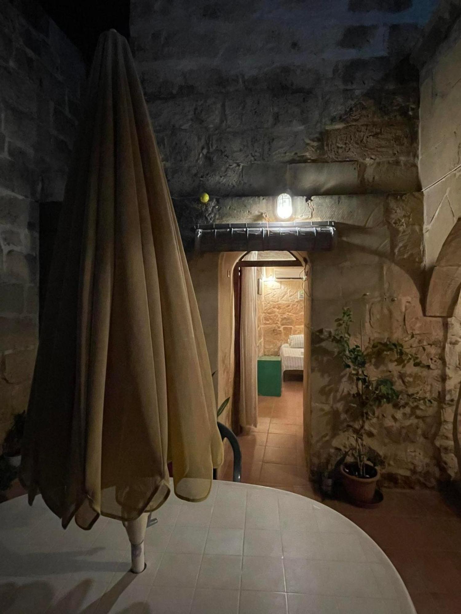 400Yr Farmhouse In Xaghra Gozo - Separate Rooms エクステリア 写真