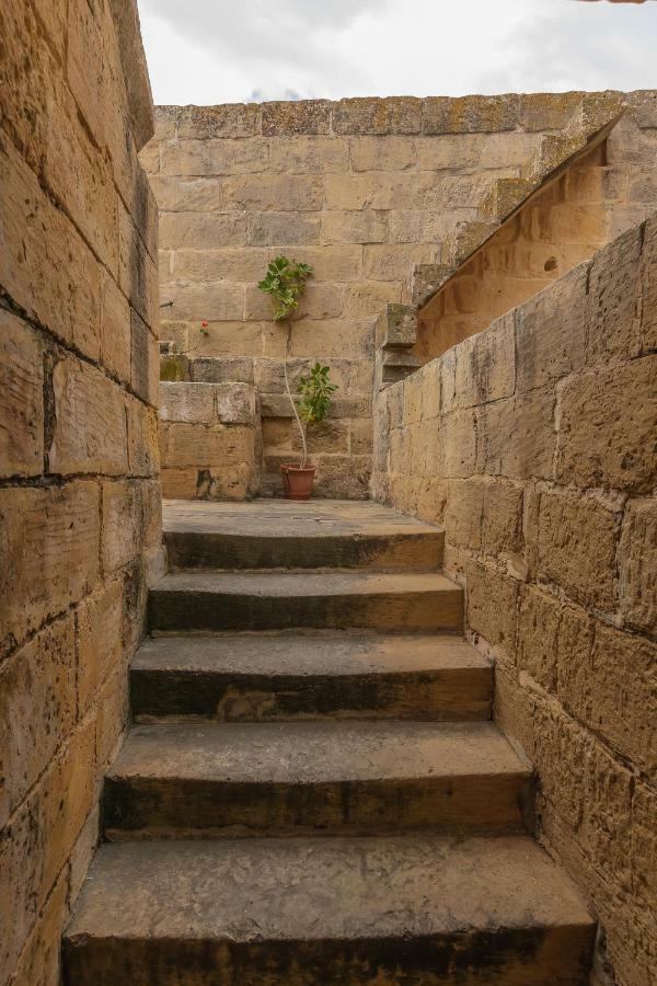 400Yr Farmhouse In Xaghra Gozo - Separate Rooms エクステリア 写真